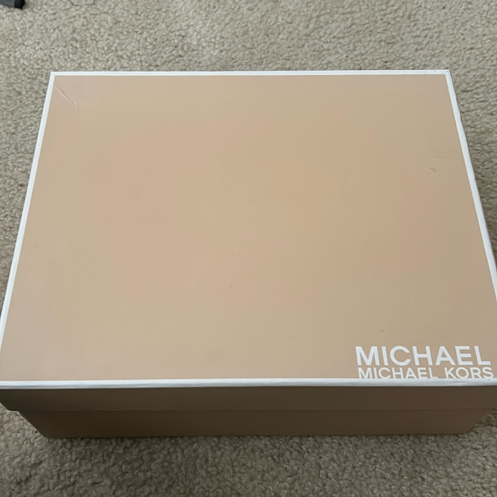 Micheal Kors Leather Ankle Boots